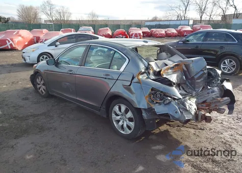 2010 Honda Accord 2.4 Ex-L из США, поврежденный, VIN 1HGCP2F88AA126492